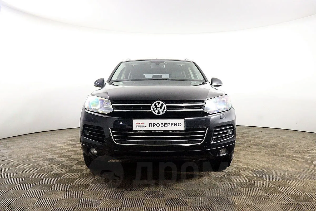 Volkswagen Touareg Image 2