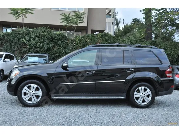 Mercedes-Benz GL 320 CDI Image 2